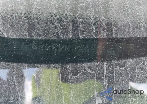 1998 Toyota Camry Ce/Le/Xle from USA, damaged, VIN 4T1BG22K2WU296053